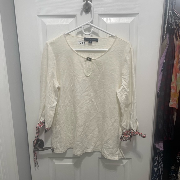 Tommy Hilfiger White Blouse with Patterned Sleeve Ties - Picture 2 of 8
